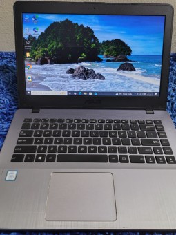 Asus P553UA Core i5/6th Gen 4GB 128GB SSD